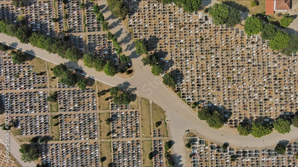 Fototapeta Densely packed cemetery graveyard