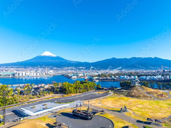 Obraz 早朝の田子の浦港と富士山（静岡県富士市）