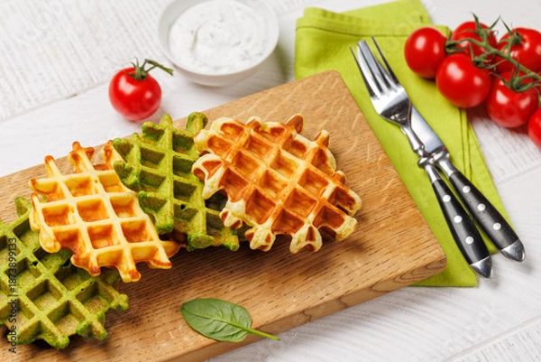 Obraz Vegan spinach waffles