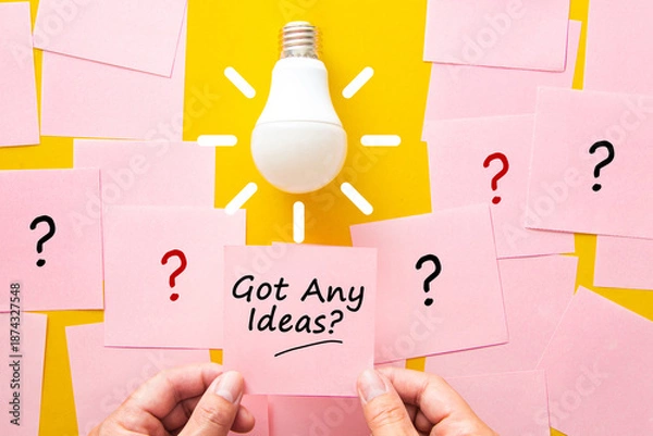 Obraz Hand holding sticky note with idea question mark