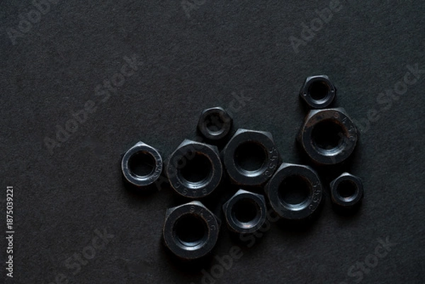 Obraz いろいろなサイズのボルトナット	