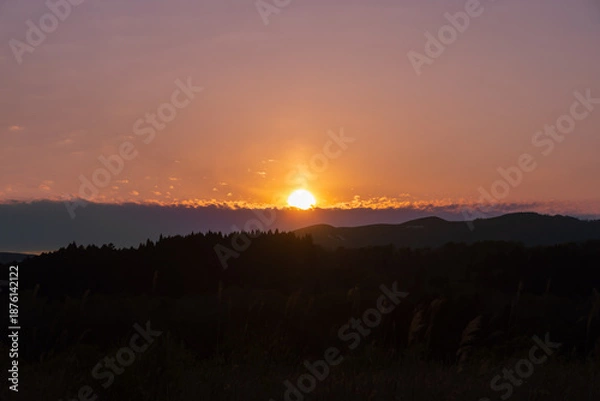 Obraz 北海道道南2025春の夕陽