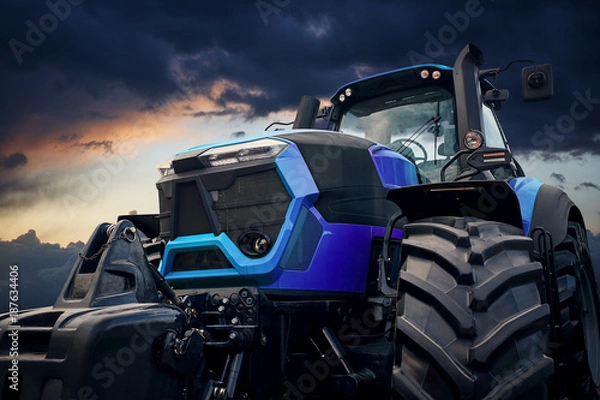Fototapeta Potężny traktor na burzliwym niebie
