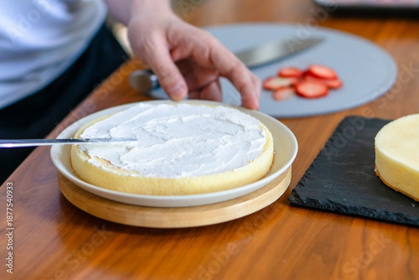 Obraz デコレーション前のホールケーキ　生クリーム　カスタマイズ