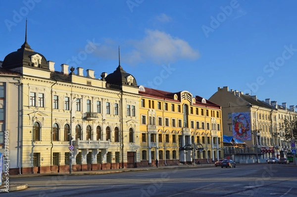 Fototapeta Псков, старые дома на Октябрьской площади