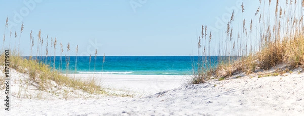 Fototapeta Panorama plaży Pensacola, błękitne niebo i biały piasek Florydy, Meksyk, horyzont, Floryda, raj, Whitehaven, Fidżi, Mauritius, Malediwy, Bora Bora, Hawaje