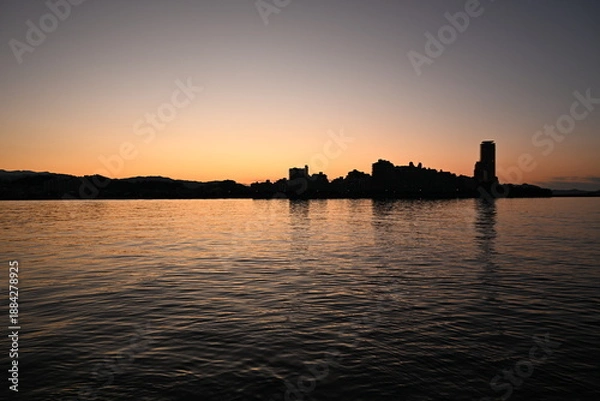 Obraz 外灯と海岸の夜景風景