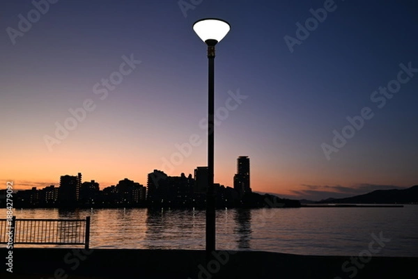 Obraz 外灯と海岸の夜景風景