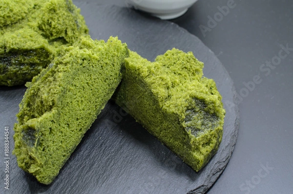 Obraz 少し珍しい抹茶蒸しまん