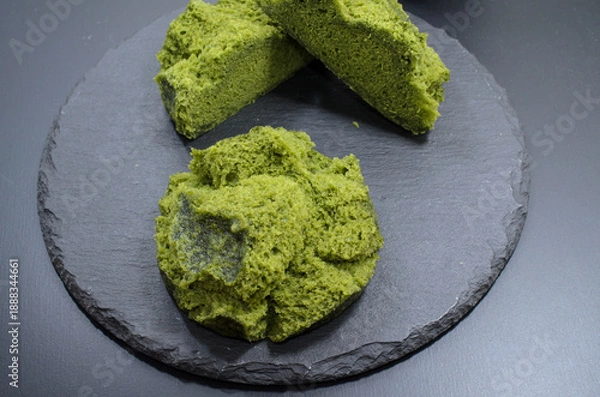 Obraz 少し珍しい抹茶蒸しまん