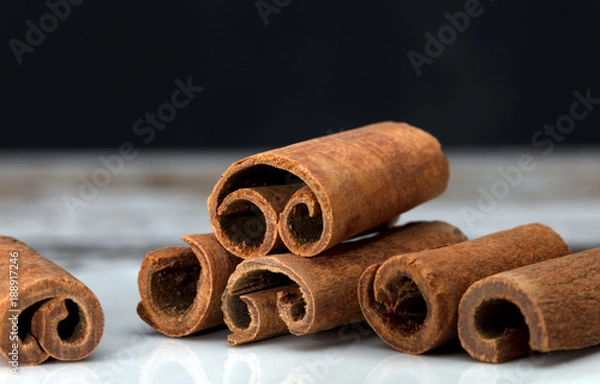 Obraz cinnamon sticks macro