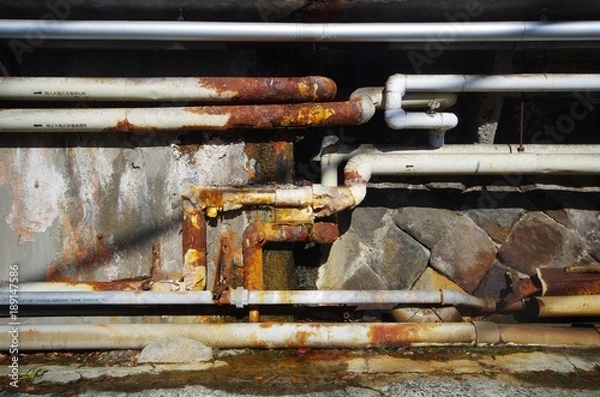 Obraz 屋外の古い配管