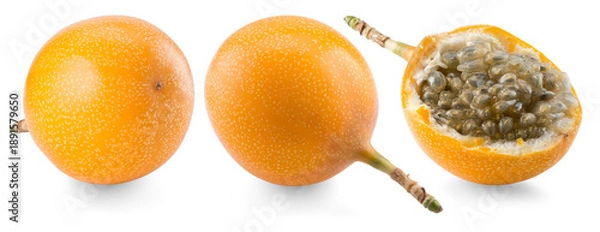 Obraz Passion fruit isolated on white background