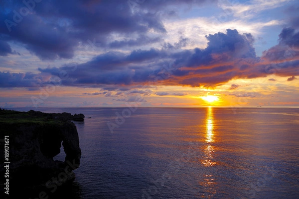 Obraz 沖縄　万座毛の夕日