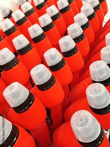 Obraz red and white wine bottles