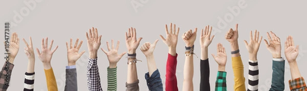 Obraz Inny kolor broni się na szarym tle