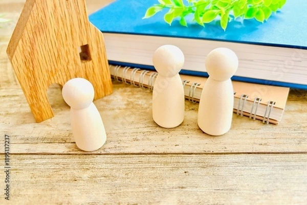 Obraz 家族と家、読書や勉強のイメージ