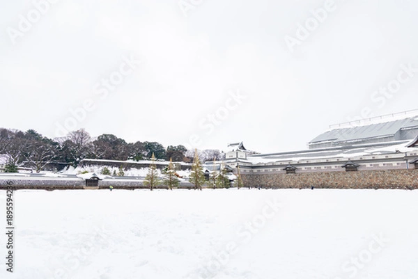 Obraz 雪に覆われた金沢城址公園