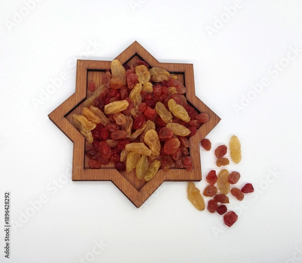 Obraz Raisin isolated on white background with clipping path. 