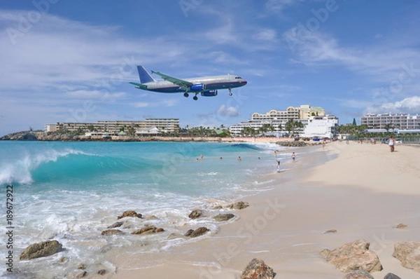 Obraz Airplane Landing Above Maho Beach in St. Maarten