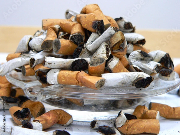 Obraz voller aschenbecher