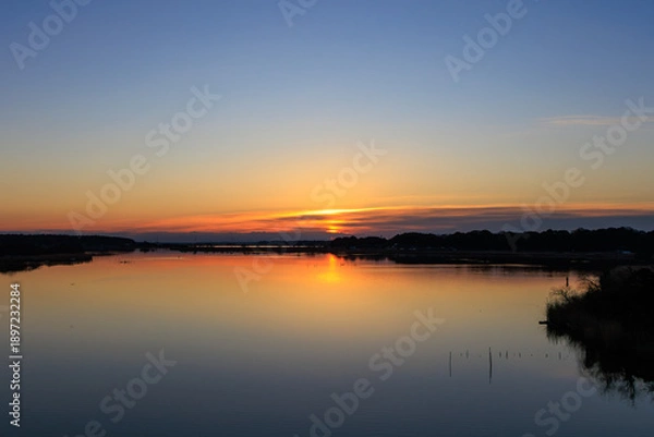 Obraz 色鮮やかな手賀沼の美しい夜明け