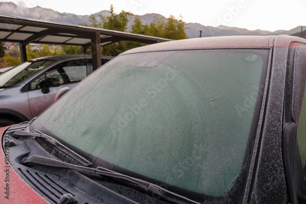 Obraz 凍り付いた車のボディ　寒冷地