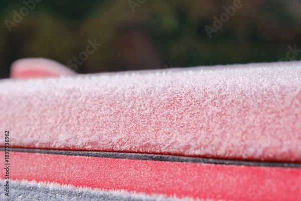 Obraz 凍り付いた車のボディ　寒冷地