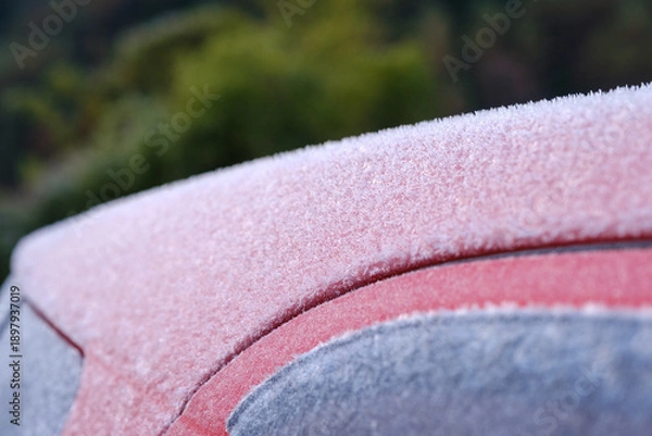 Obraz 凍り付いた車のボディ　寒冷地