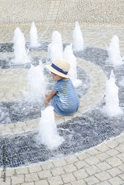 Fototapeta 水遊びをする女の子