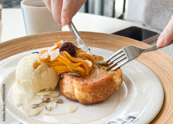 Obraz かぼちゃのモンブランとマロングラッセのフレンチトースト	
