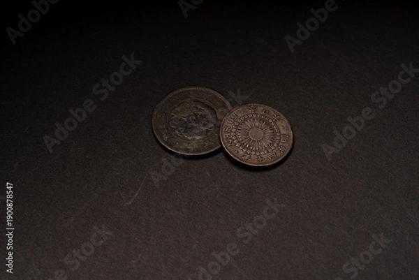 Obraz アンティーク コイン 古銭 海外 日本 外国 銀 銀貨