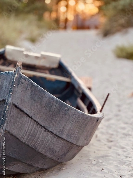 Obraz Braunes Boot am Strand 