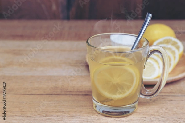 Obraz Hot lemon water
