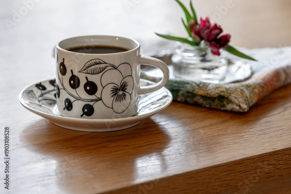 Obraz 北欧の食器,コーヒー,花,チューリップ,球根