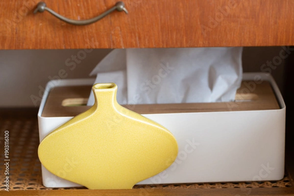 Obraz マグネットでつく黄色の花瓶,北欧ビンテージのインテリア