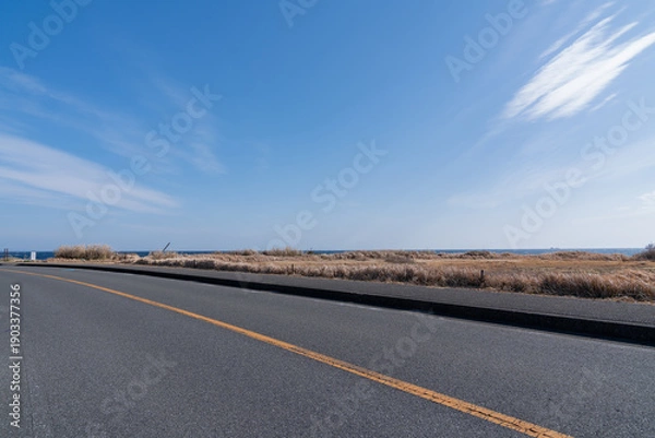 Obraz 海沿い ドライブ 海岸 晴れ 青空 千葉 ドローン