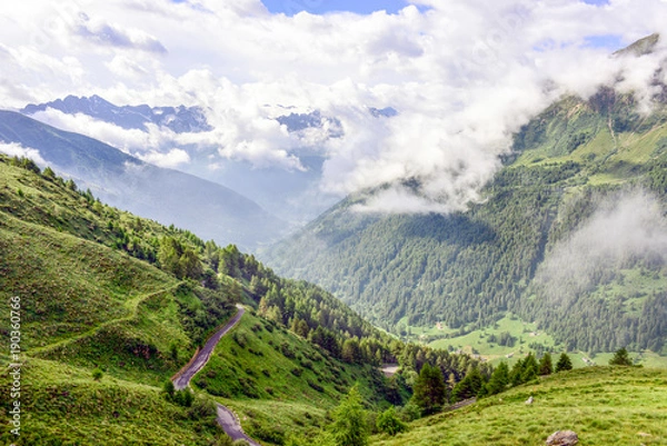 Obraz Steep Mountain pass
