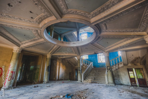 Fototapeta abandoned interior