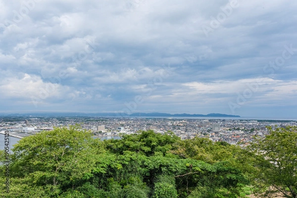 Obraz 米子市の中心部にある湊山から眺める中海