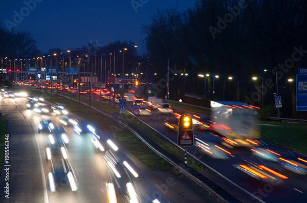 Obraz Busy highway at twilight in Arnhem