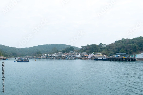 Obraz 香港　塔門島の海と町並み