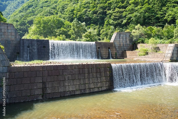 Obraz 新潟　関川の砂防ダム