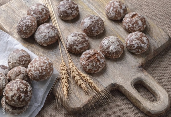 Obraz Vanilla gingerbread on a wooden background