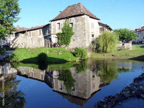 Obraz Moulin reflète dans l'eau