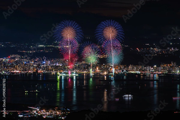 Fototapeta かごしま錦江湾サマーナイト大花火大会「スターマイン」