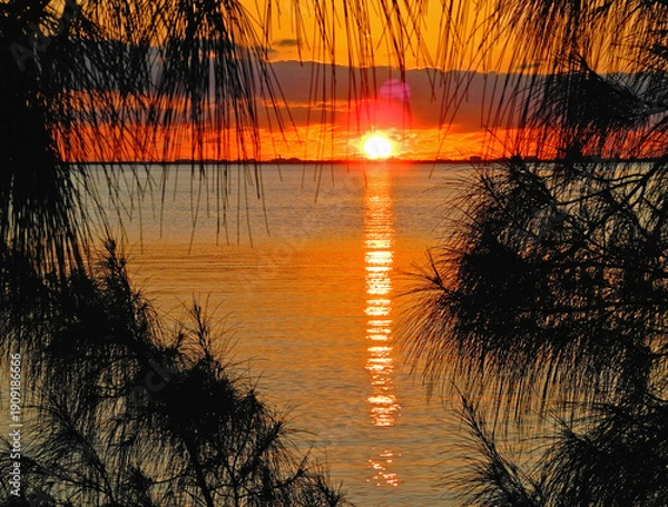 Obraz cloudy sunset over the ocean