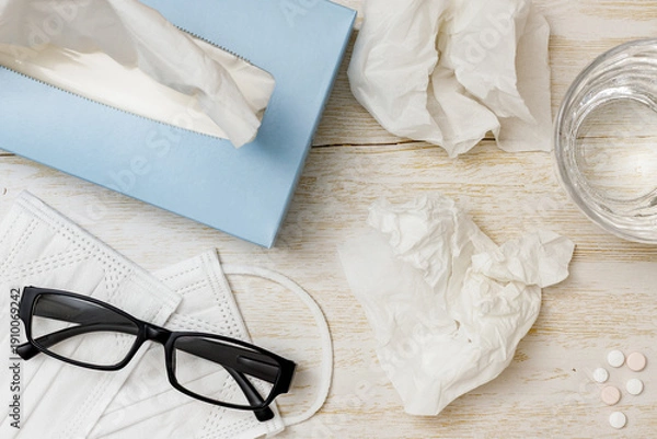 Obraz 	花粉症対策｜眼鏡、薬、マスク、ティッシュ