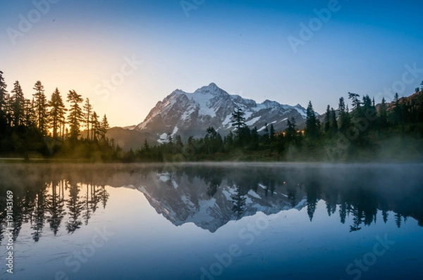 Obraz Picture Lake Reflections of Mount Shuksan