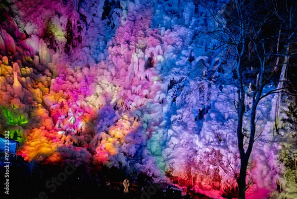 Obraz あしがくぼの氷柱のライトアップ